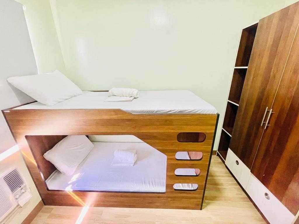 Oyo 1008 Armond Bed And Breakfast Lapu-Lapu City Exterior photo