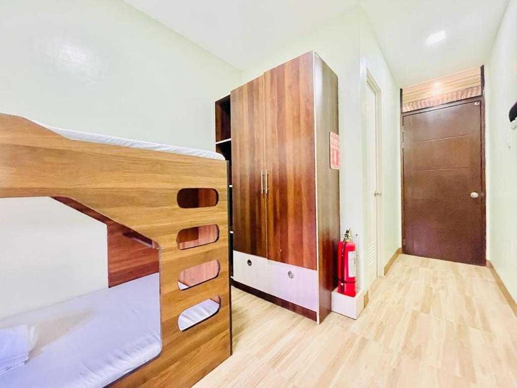 Oyo 1008 Armond Bed And Breakfast Lapu-Lapu City Exterior photo